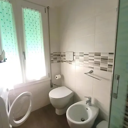 Family Ground Floor Casa vacanze
